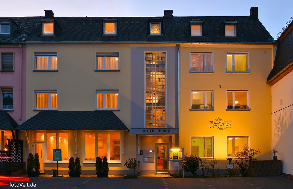 L' Angolo Ristorante & Hotel Gmbh Trier Exterior foto